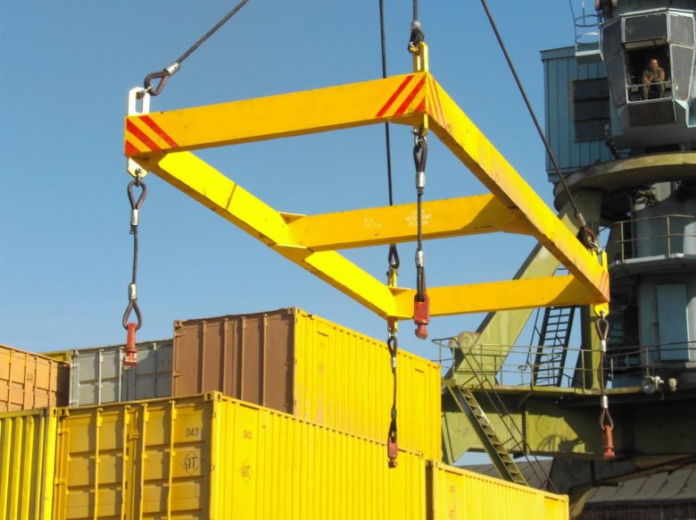 Траверса спредер для контейнеров 20 футов
