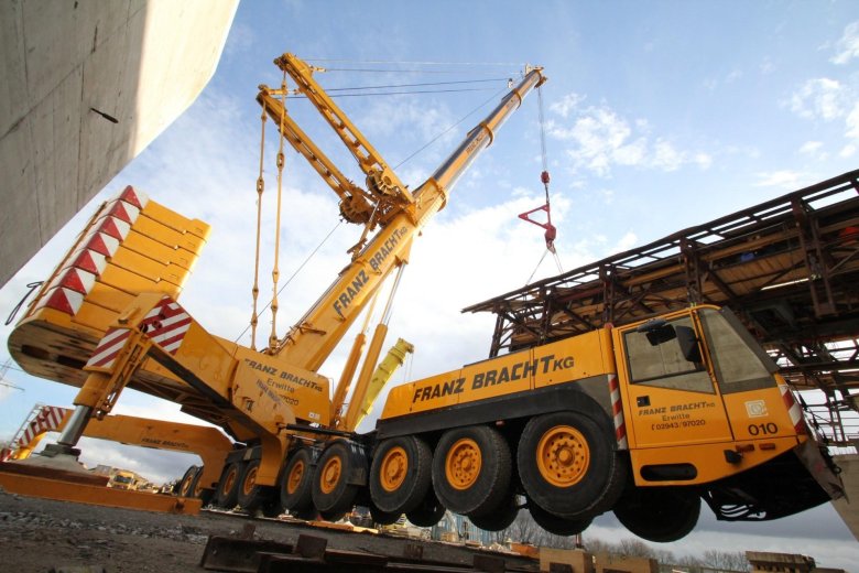 Автокран liebherr ltm 1400