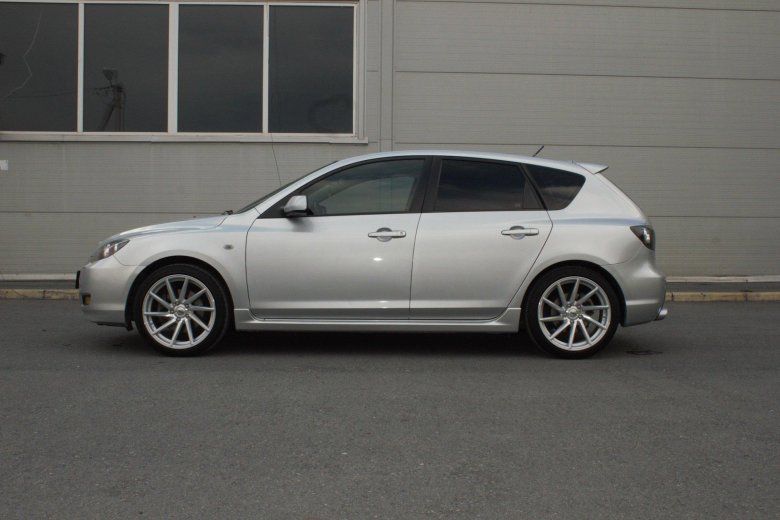 Mazda 3 bk r17