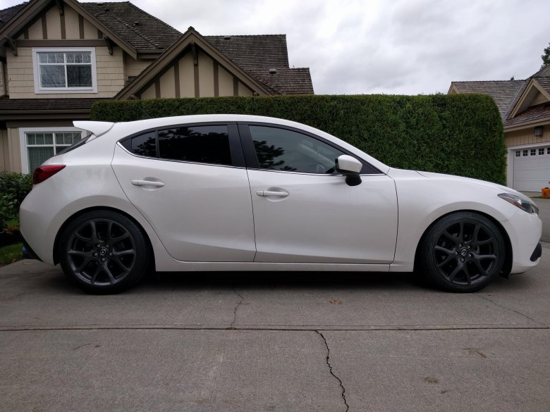 Mazda 3 r19