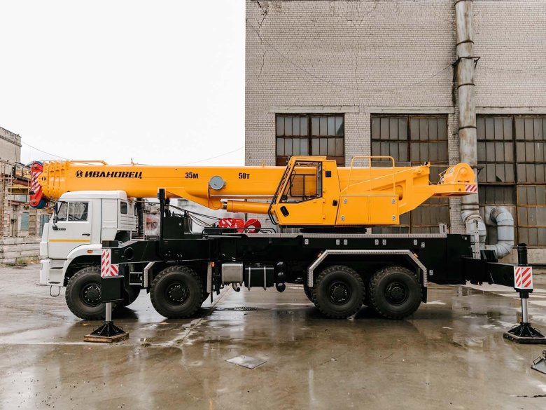Автокран ивановец кс-6577к-3