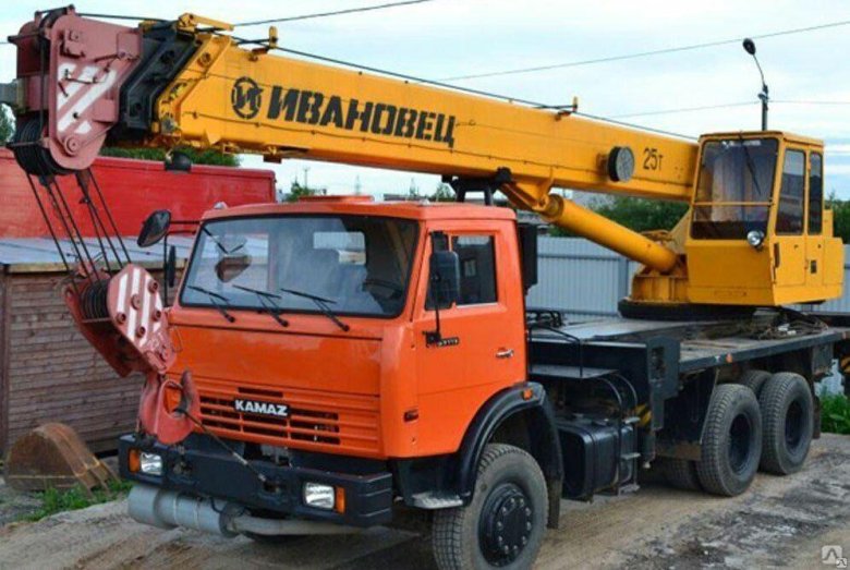 Автомобильный кран ивановец 25т