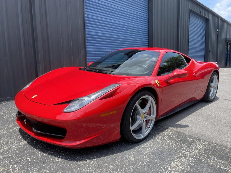 Феррари 458 italia