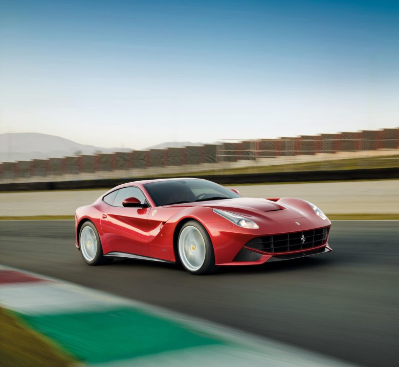 Феррари f 12 berlinetta