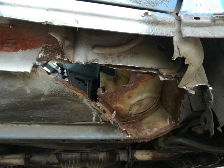 Днище ваз 2114 поддомкратник