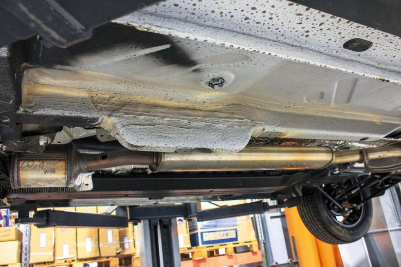 Днище лада ларгус