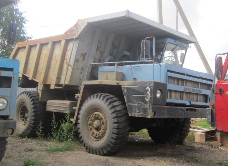 Самосвал белаз 7548