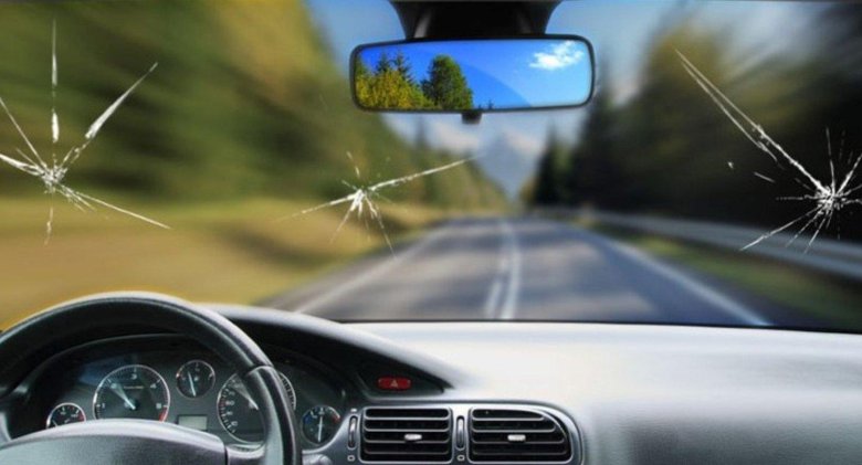 Трещина на лобовом стекле