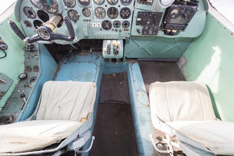 Ан 28 кабина