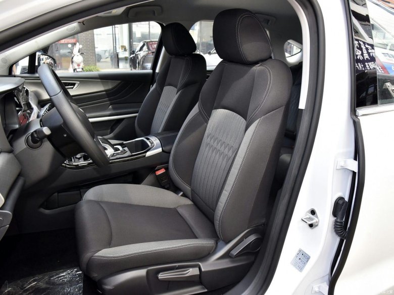 Автомобиль exeed