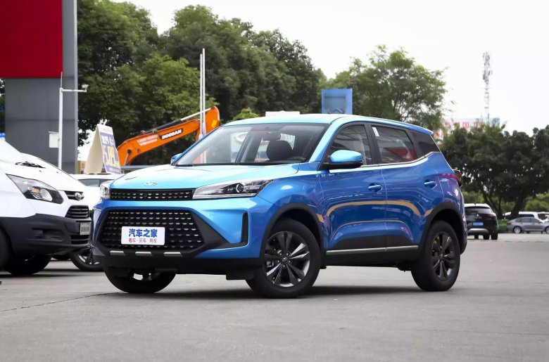 Кроссовер китайский