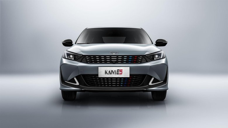 Новые китайские седаны