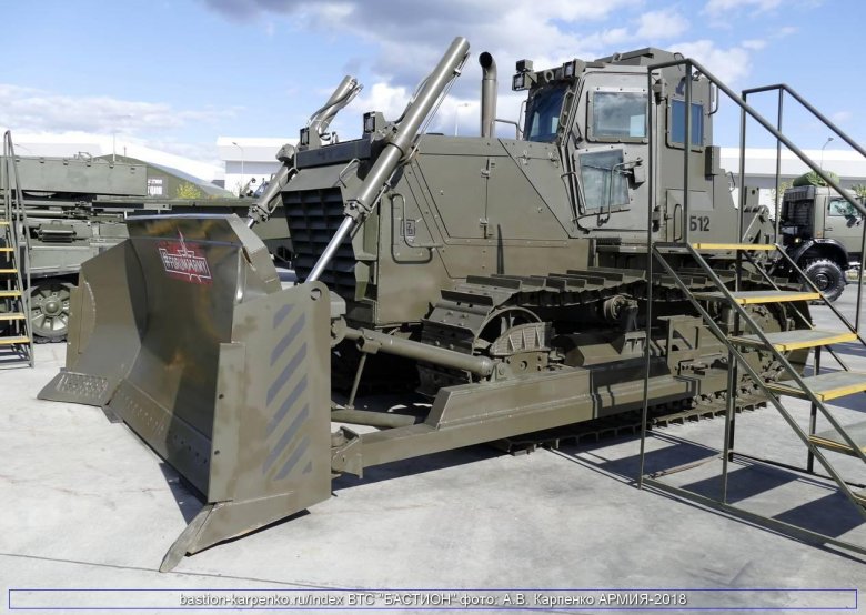 Бронированный бульдозер увз б10м2с