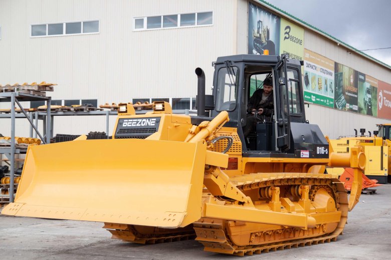 Бульдозер beezone d16