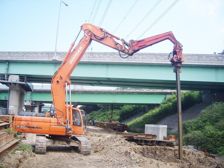 Вибропогружатель daedong dpd600t