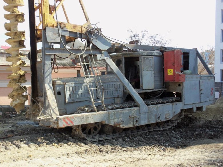 Трактор т 180