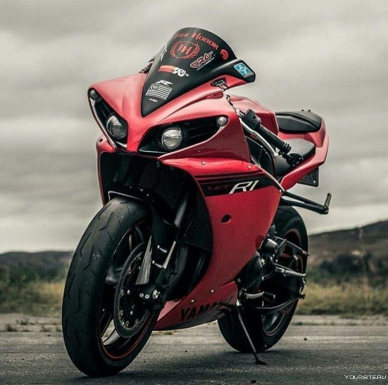 Yamaha r1