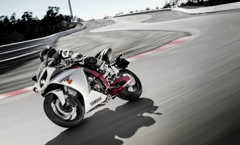 Спортбайк ямаха r1