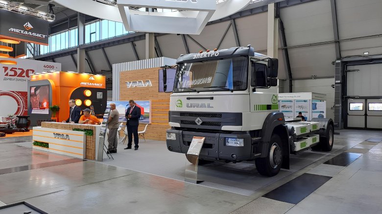 Автозавод урал