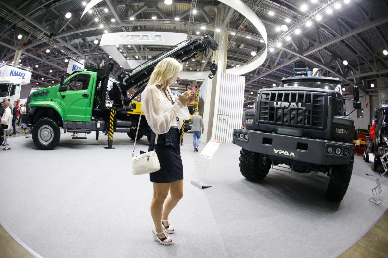 Грузовики урал