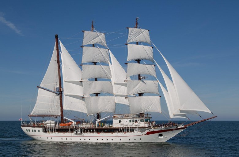 Фрегат бригантина баркентина