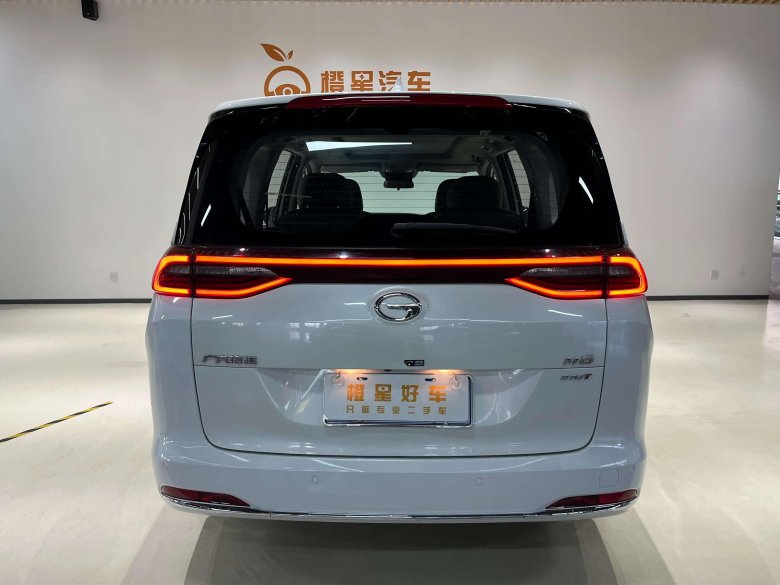 Китайский минивэн gac gm 8