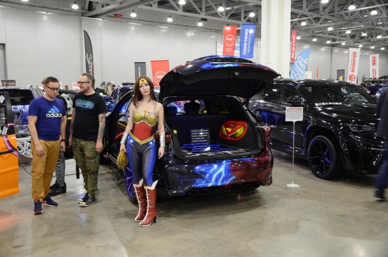 Автотюнинг шоу