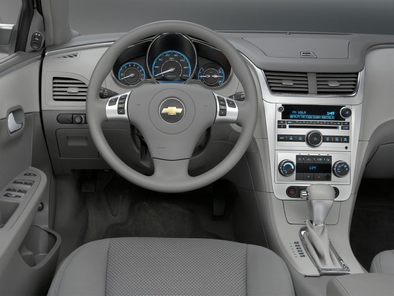 Chevrolet malibu 2012