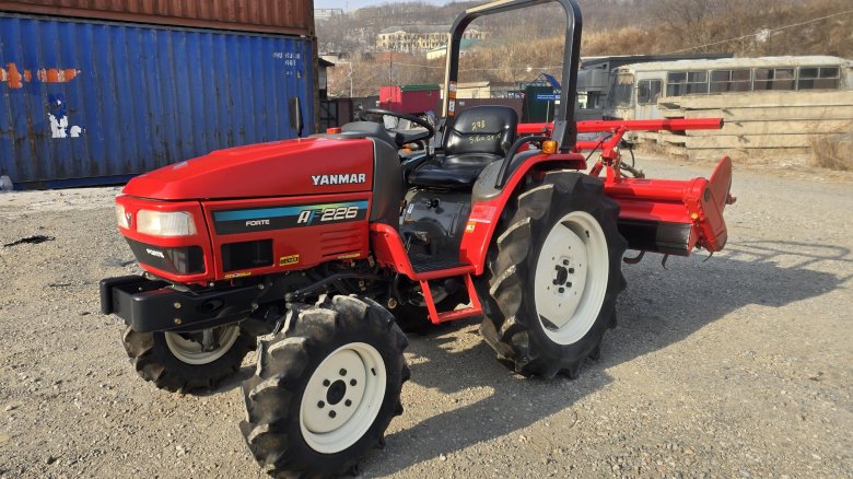 Минитрактор янмар аф17