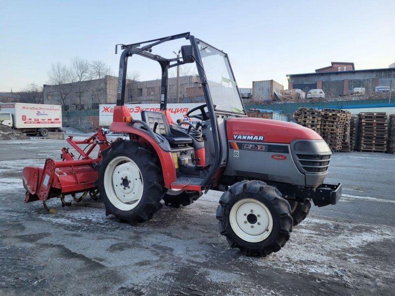 Мини трактор