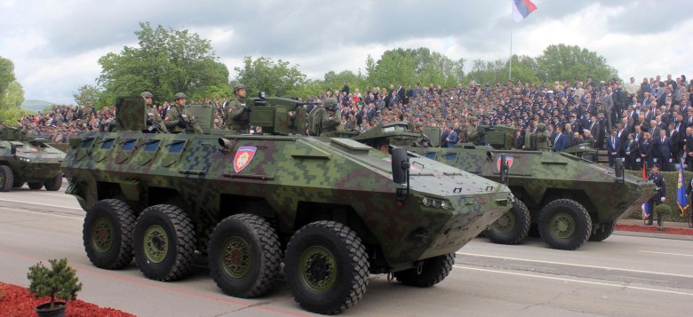 Бронетранспортер lazar-3