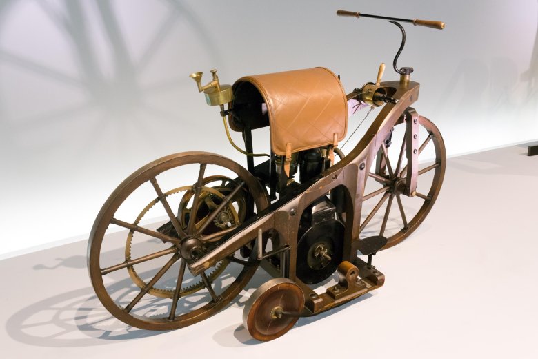 Daimler reitwagen 1885 мотоцикл даймлера