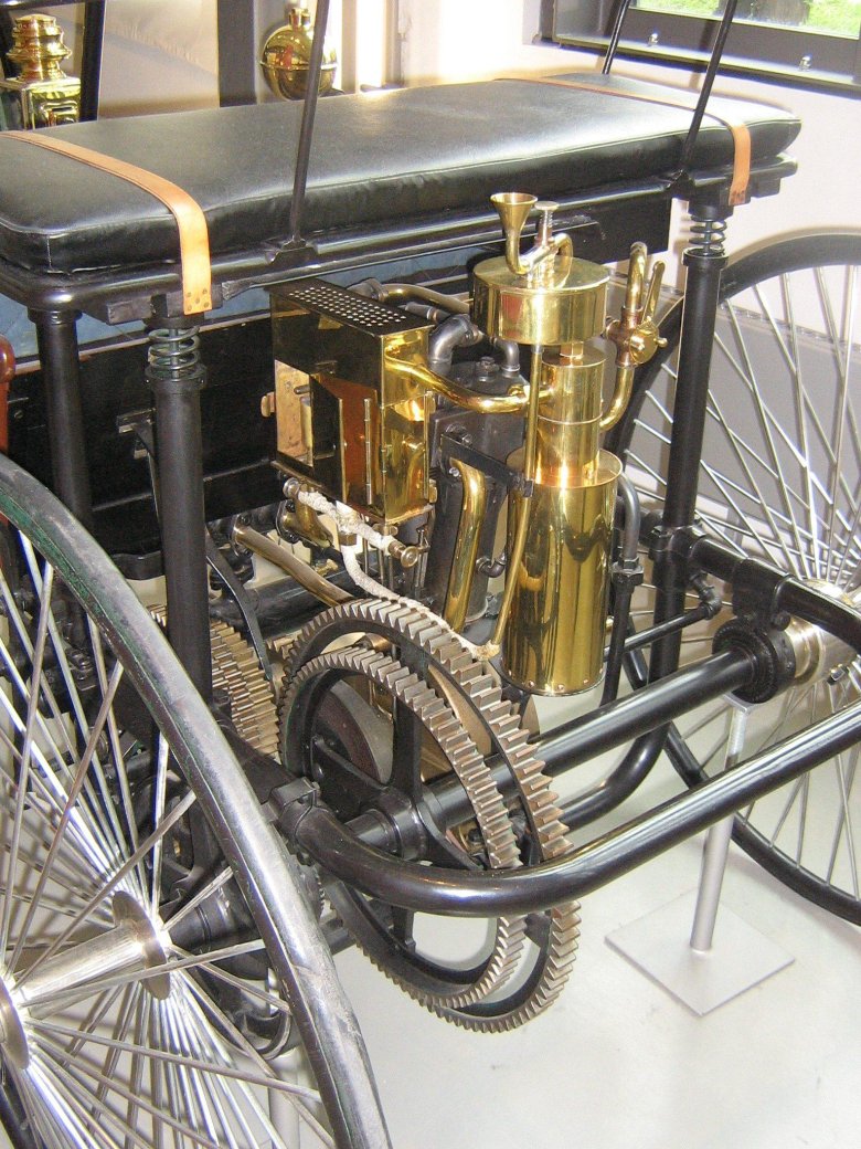 Benz patent motorwagen 1886