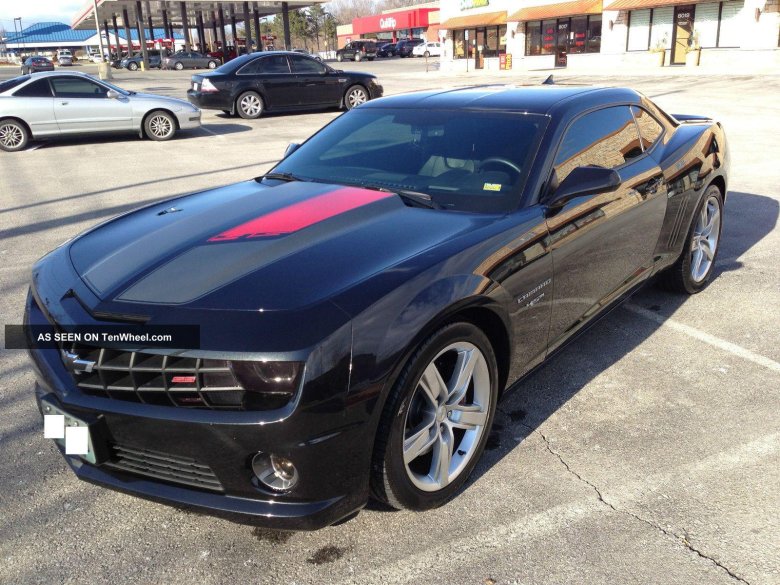 Chevrolet camaro 2010 черный