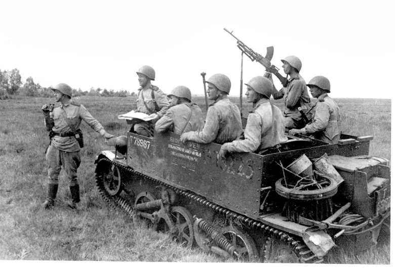 Универсал кэрриер бронетранспортер