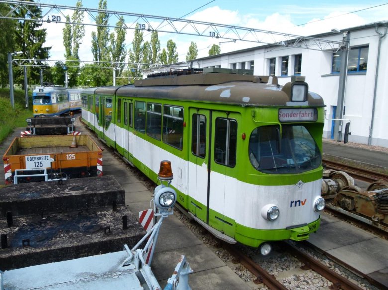 Urban electric transit