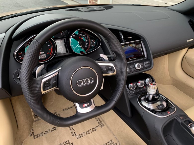 Audi r8 2021 салон