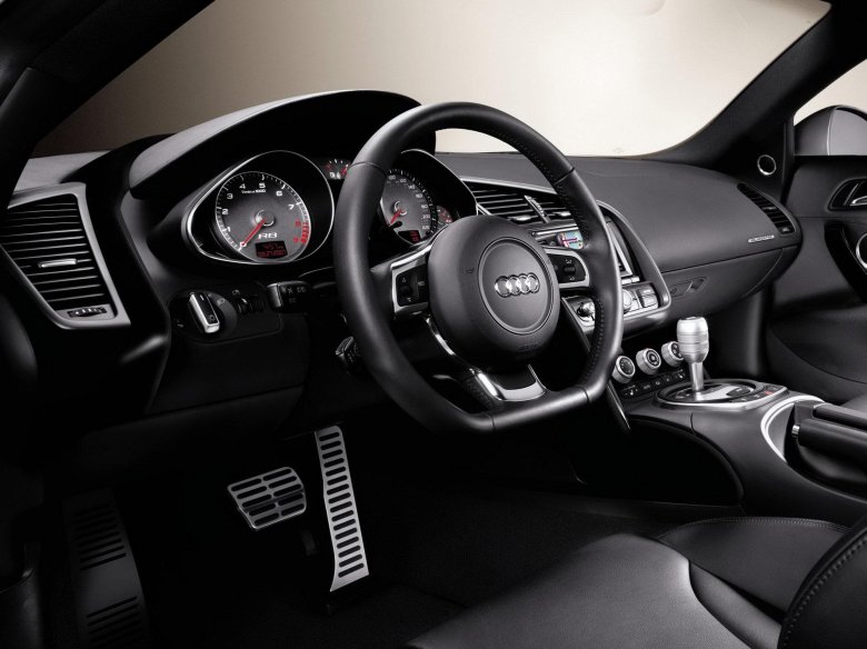Audi r 8 салон