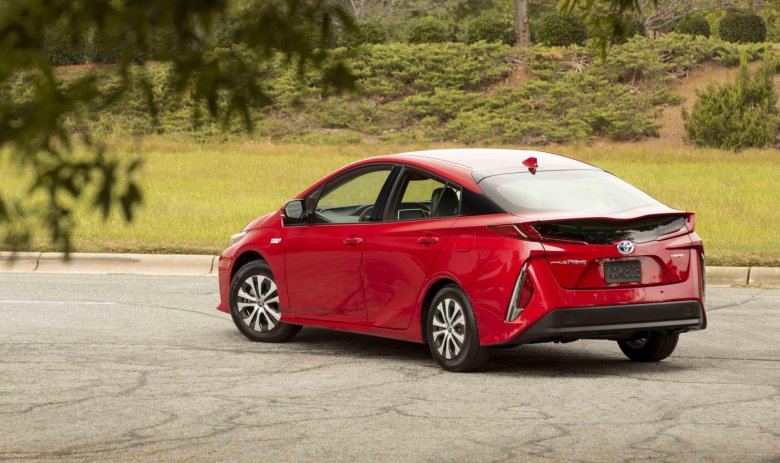 Toyota prius 2021