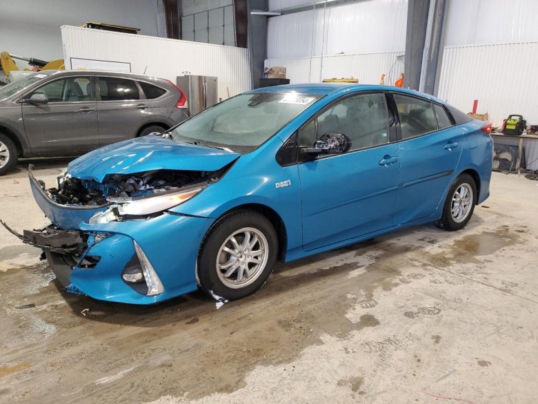 Prius prime