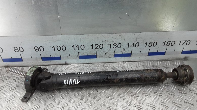 Карданный вал передний