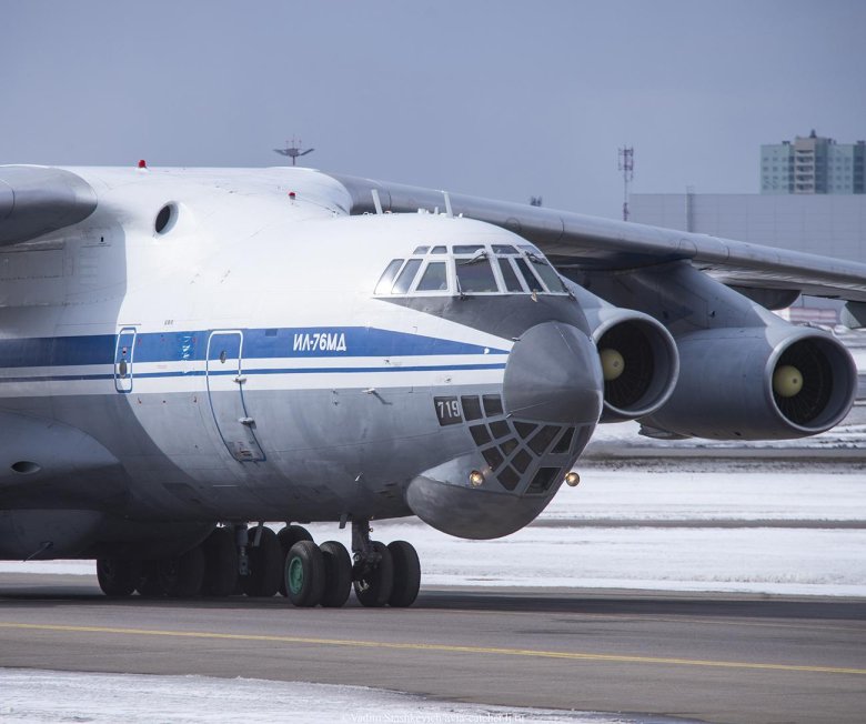 Военно-транспортный самолёт ил-76мд