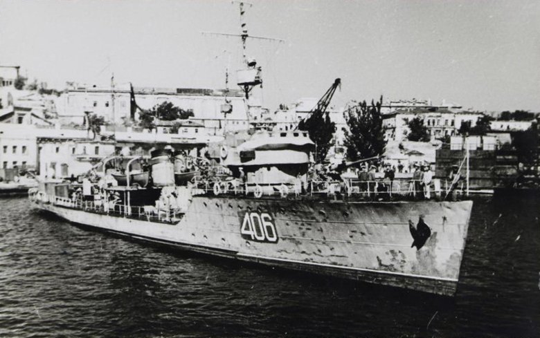 Гвардейский тральщик \ т-205\ (\ гафель\ )