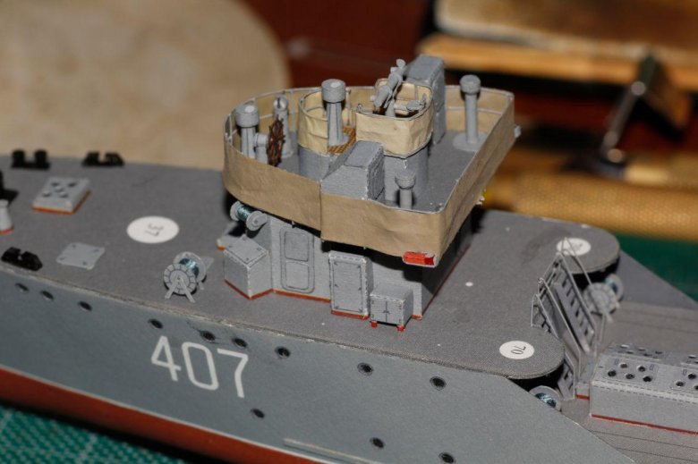 Модель тральщика из бумаги