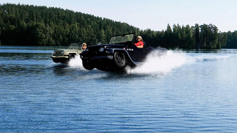 Джип амфибия пантера