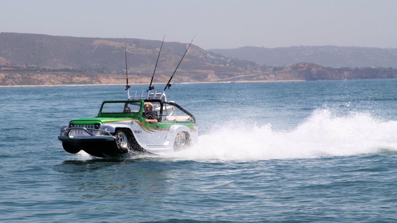 Amphibious jeep