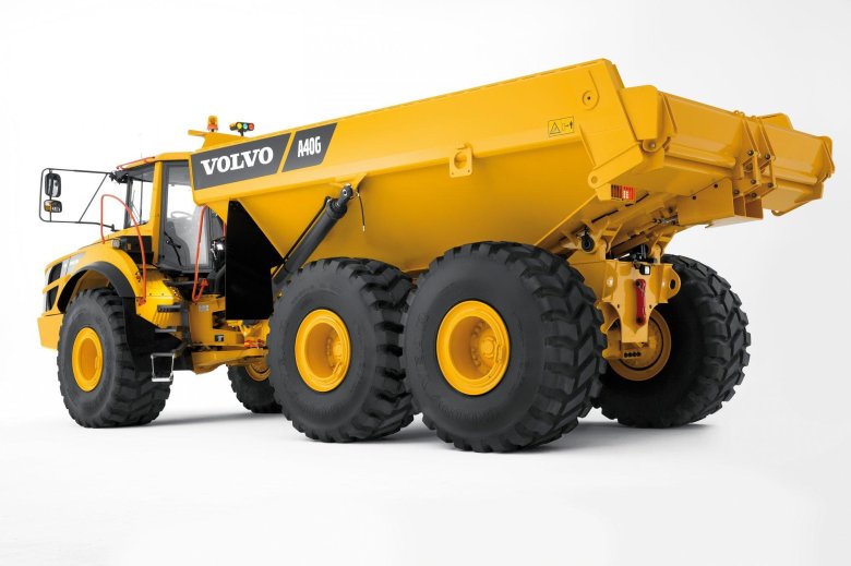 Сочленённый самосвал volvo