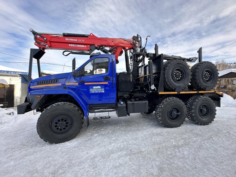 Лесовоз урал с манипулятором