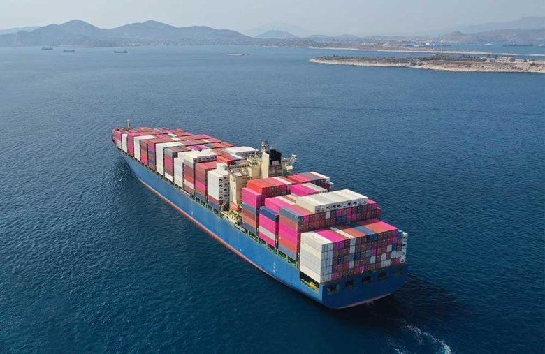 Контейнеровоз oocl