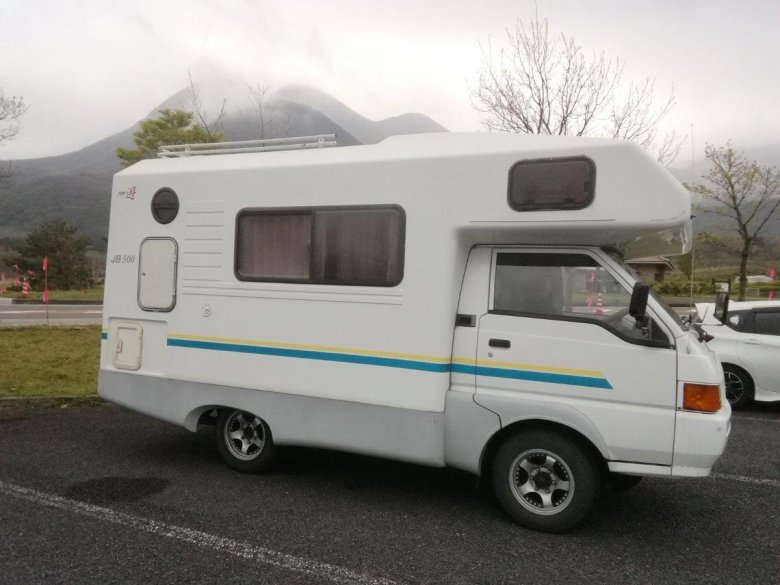 Mitsubishi delica l 400